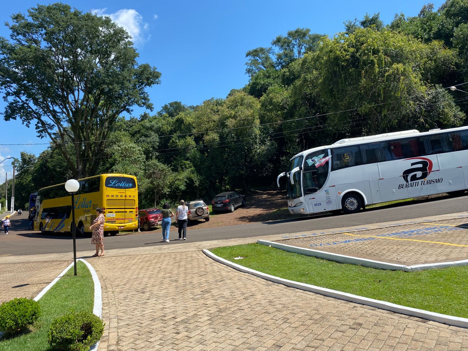 Mais de 500 pessoas visitam o Monumento Frei Bruno no fim de semana, em Joaçaba