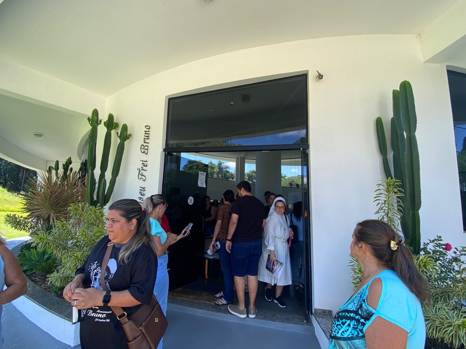 Mais de 500 pessoas visitam o Monumento Frei Bruno no fim de semana, em Joaçaba