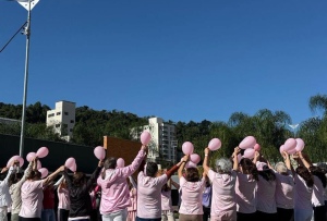 CDL Mulher promove “Café Rosa que Acolhe” no Parque Municipal de Joaçaba