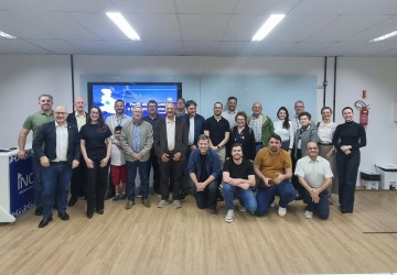 Presidente da CDL/Joaçaba participa de apresentação de pesquisa sobre o perfil do consumidor